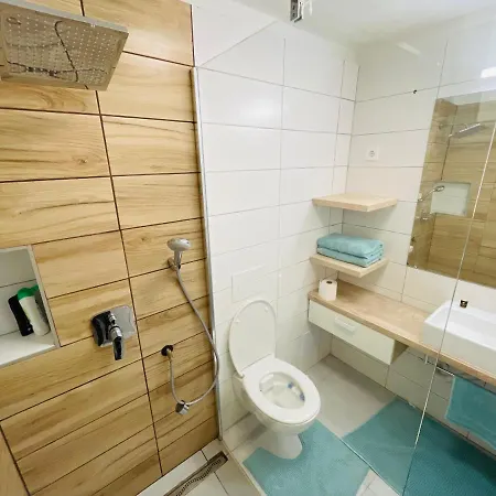 Apartment Kazinczy Deluxe *