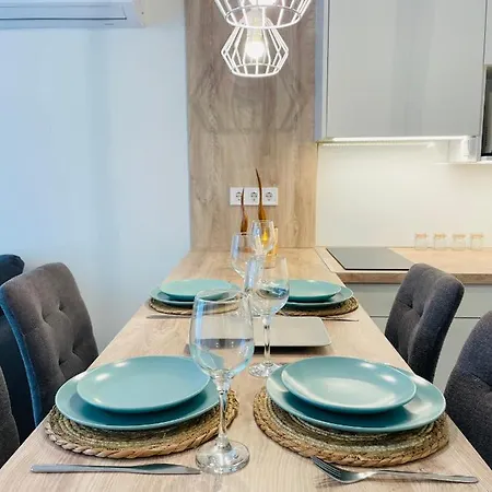 Apartment Kazinczy Deluxe Balatonalmadi